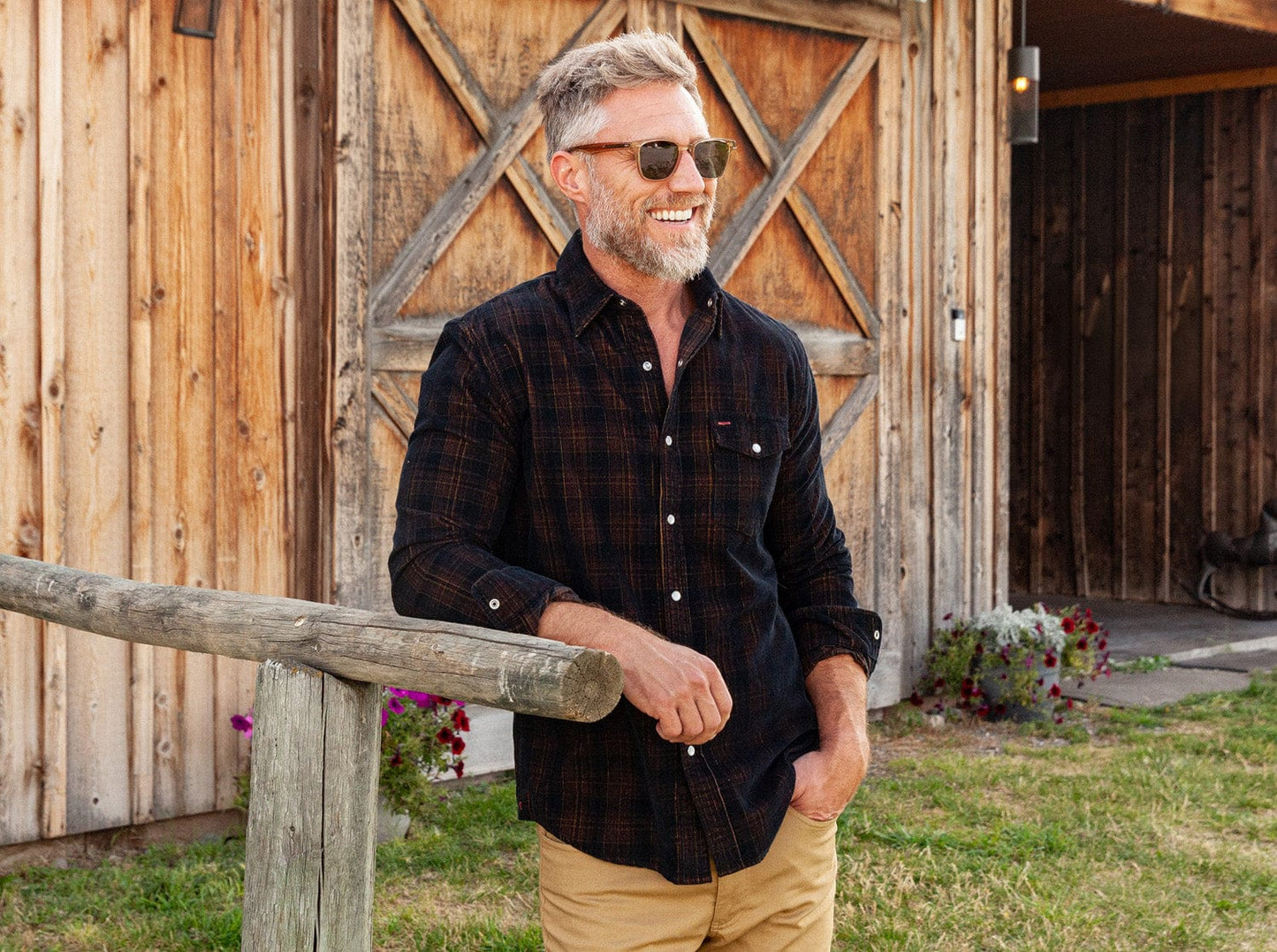 ACC - Corduroy Pearl Snap - Black Plaid